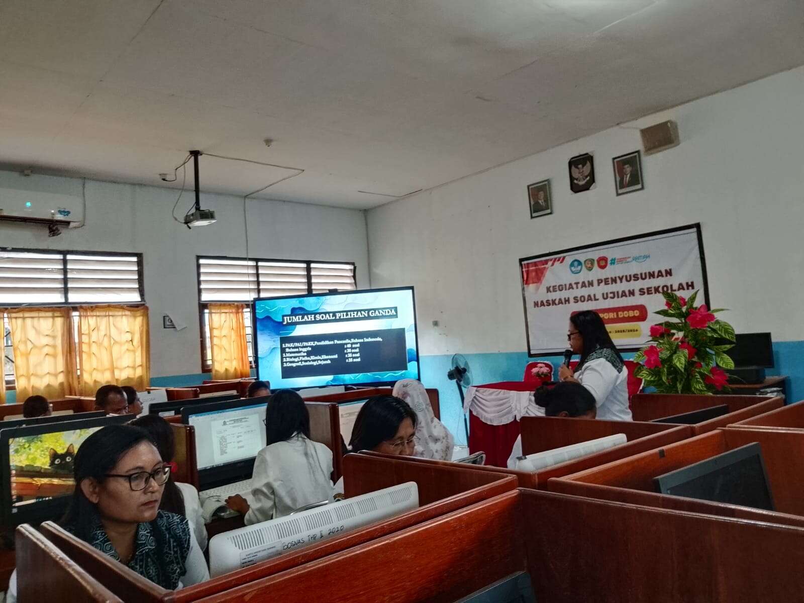 KEGIATAN PENYUSUNAN SOAL UJIAN SEKOLAH KELAS XII TAHUN AJARAN 2025/2026
